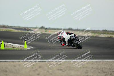 media/Apr-18-2025-TrackDaz (Fri) [[45f5874c44]]/A Group/Session 2 (Turn 10)/